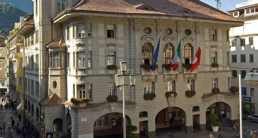 Elezioni, a Bolzano disponibili i duplicati delle tessere anche nei centri civici