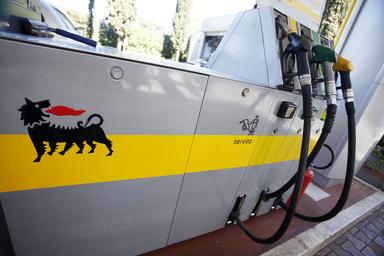 Eni, tetto di 2,19 euro al prezzo del gasolio, 1,99 per la benzina