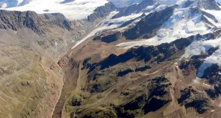 Tanta neve, ma ghiacciai a rischio