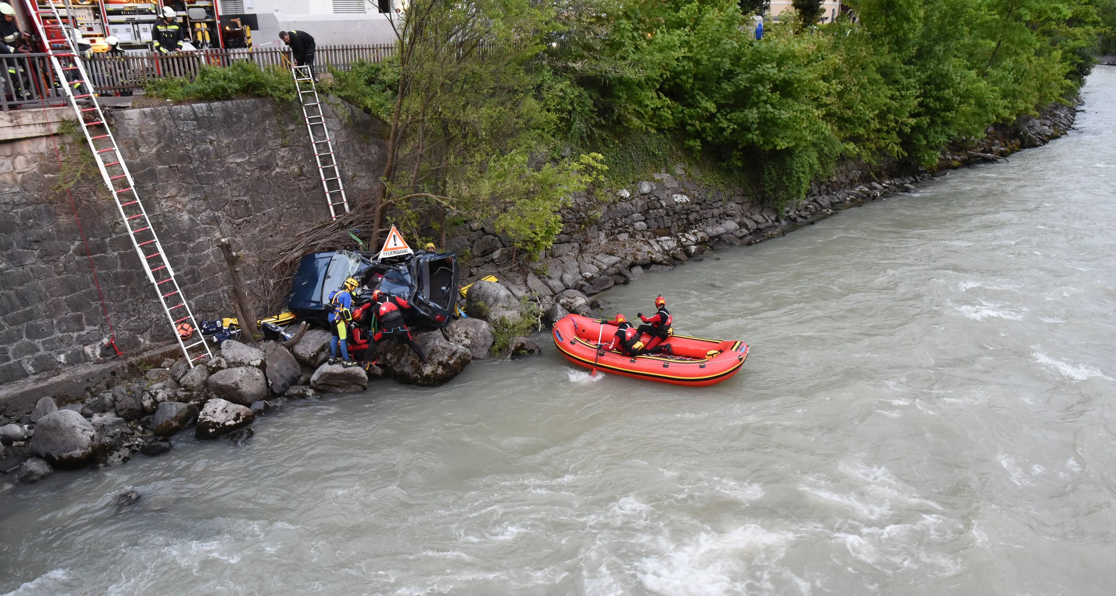 Omicidio di Brunico: le forze dell’ordine cercano l’arma del delitto nel fiume