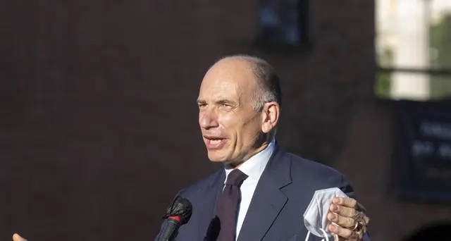 L.elettorale: Letta, scinderla da convenienze del momento