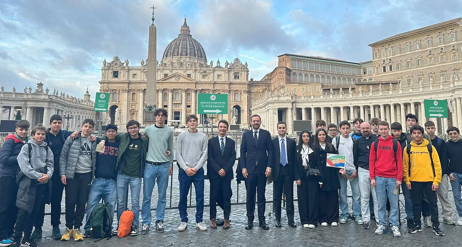 Delegazione scolastica dell’Alto Adige ricevuta dal Papa in Vaticano