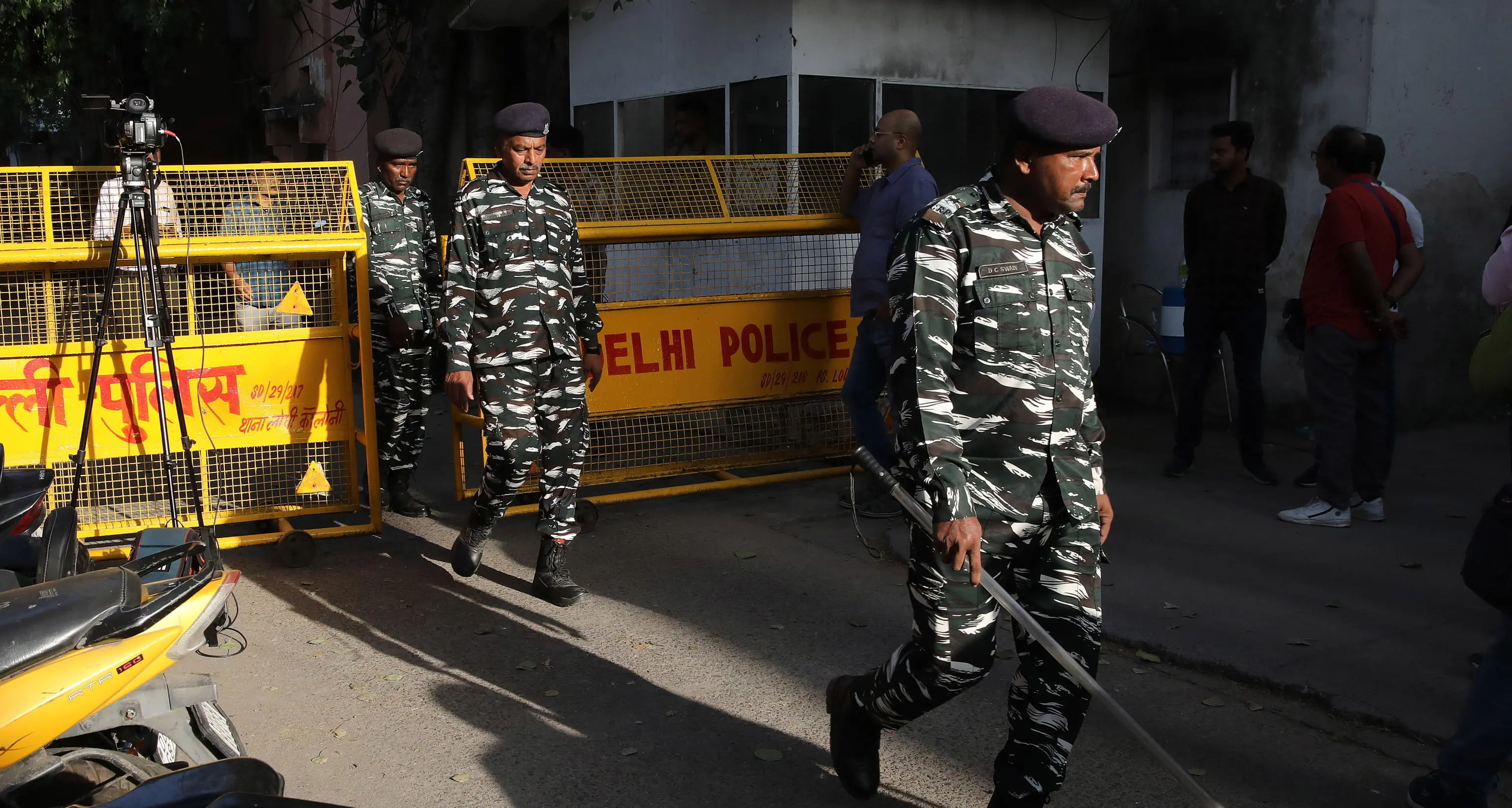India: giornalisti perquisiti a tappeto, due arresti