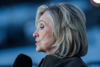 Hillary Clinton, il discorso di Trump 'favorisce i democratici'