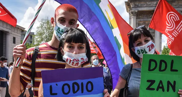 Omofobia: Di Maio, basta tentennamenti sul ddl Zan