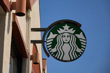 Ft, 'Starbucks ha valutato l'acquisizione di Chipolte'