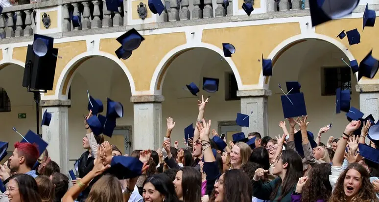 A Bressanone la consegna dei diplomi a 200 laureati