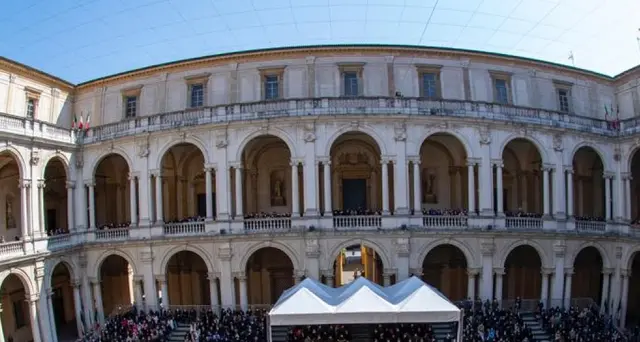 Esercito: a Modena giuramento allievi ufficiali 203/o Corso