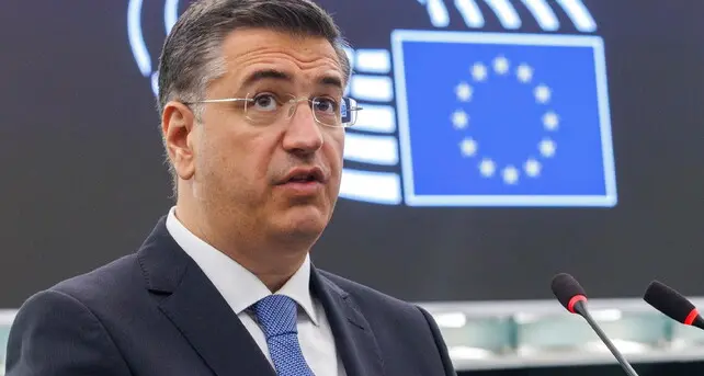 Ue: \"Rischio carenze carburanti aerei, possibile Consiglio straordinario ministri\"