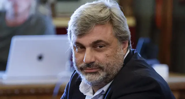 Roma: video shock Ruberti, capo Gabinetto nella bufera