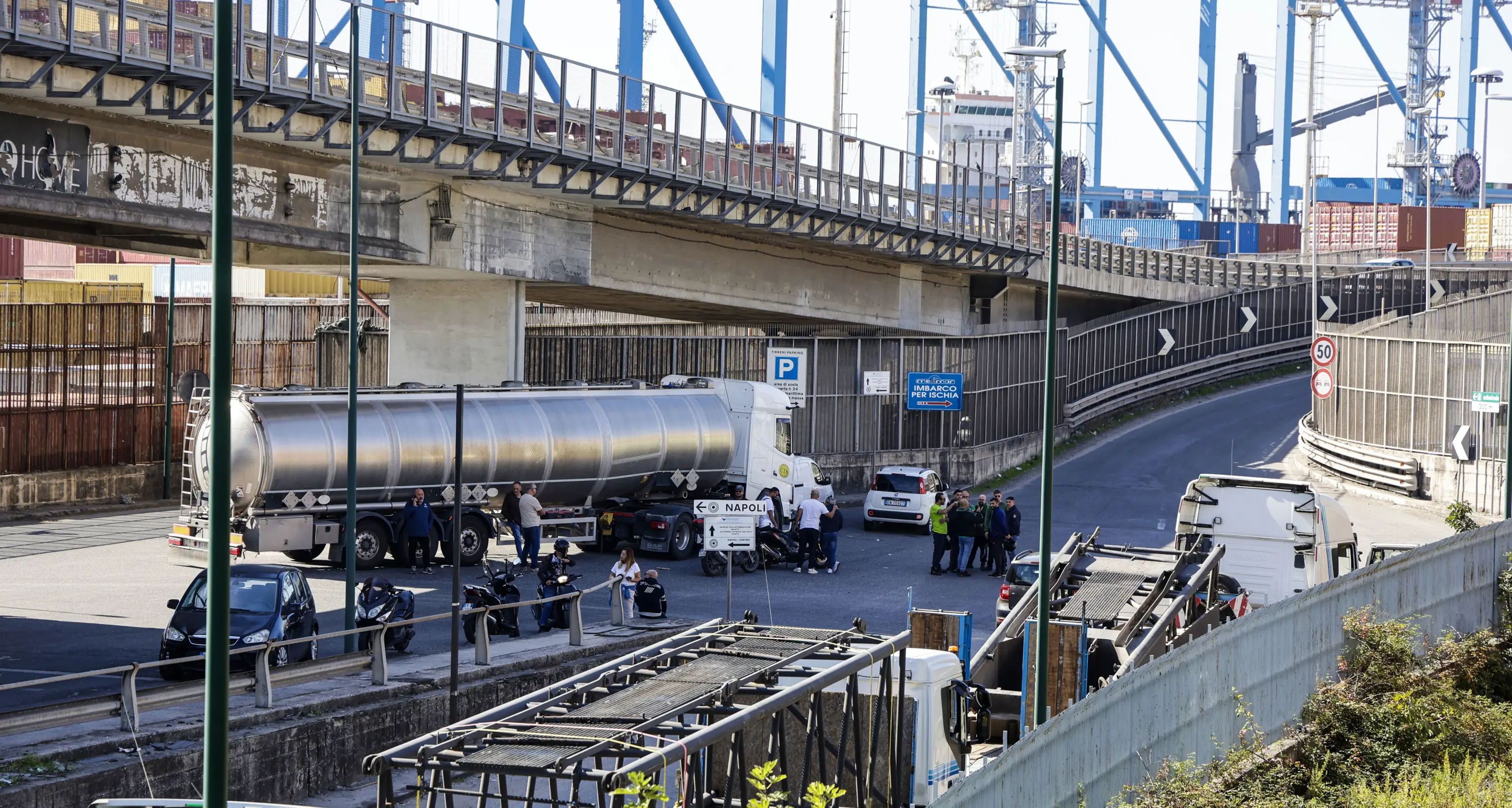 Protesta tir: Industriali Campania e Puglia, 'imprese al collasso, ora risposte'