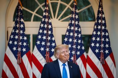 Trump, 'i dem preferiscono vederci perdere in Iran che vedermi vincere'
