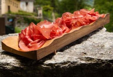 Bresaola della Valtellina, 502 milioni di valore al consumo, in crescita del 4,6%