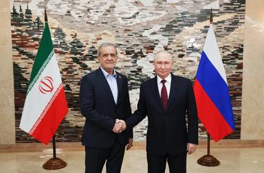 Pezeshkian ringrazia Putin 'per le sue posizioni nella guerra con gli Usa'