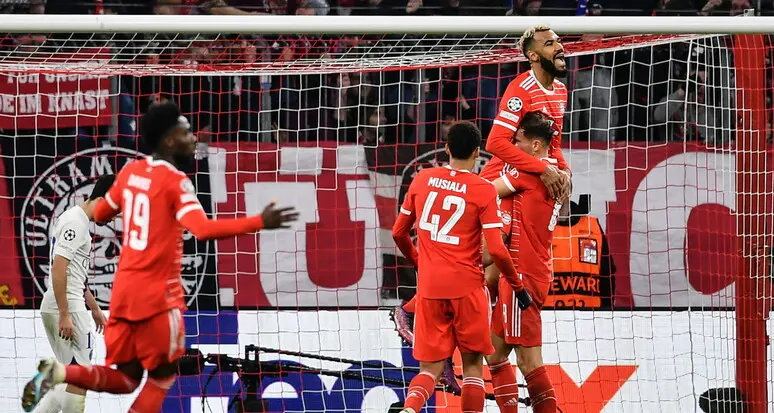 La “partita dei sogni”, 44 giocatori dei fanclub altoatesini in campo contro il Bayern Monaco