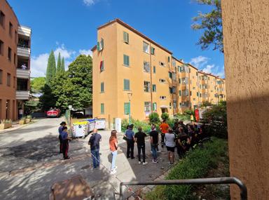 Esplosione in una palazzina a Perugia, sono due i feriti, sarebbero gravi