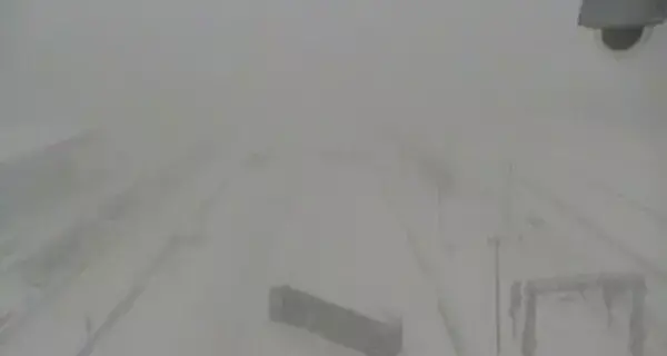 Neve, ripartiti in serata i 51 studenti bloccati per 6 ore sul pullman al Brennero