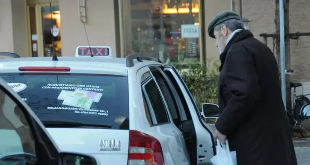 «Il vero problema è il traffico». Per i tassisti l’aumento delle licenze non basterà