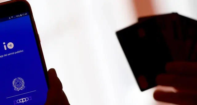 Pa: da oggi servizi digitali accessibili tramite Cie