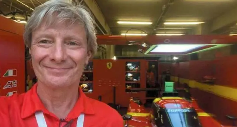 Boccafogli racconta il suo amore per la Ferrari nel libro \"Cuore rosso\"
