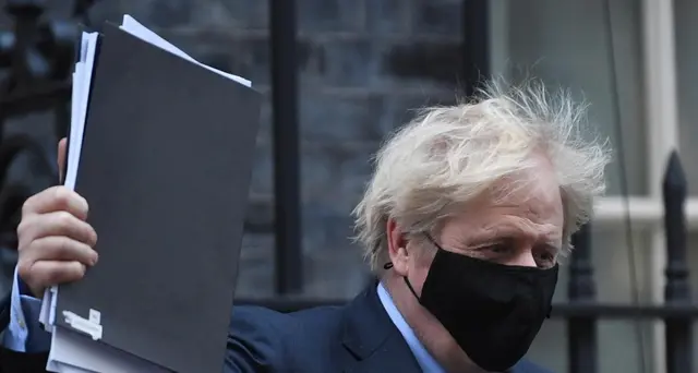 Johnson, vaccini ci restituiranno le nostre vite