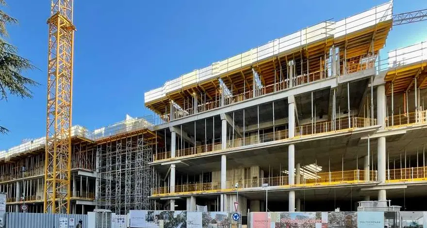 Il WaltherPark prende forma: pronto il grezzo, tra qualche mese le prime consegne