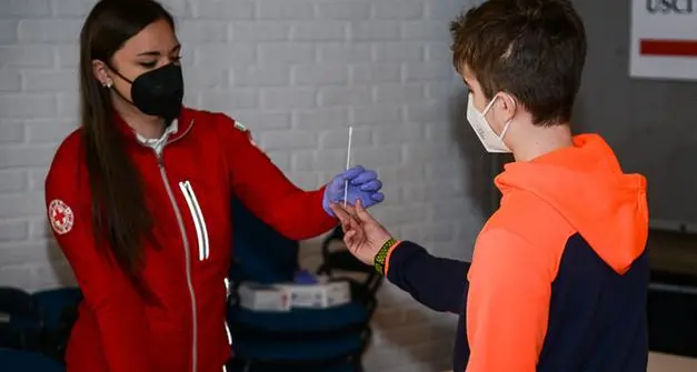 Avanti con i test nasali a scuola, il Tar di Bolzano respinge la richiesta dei genitori