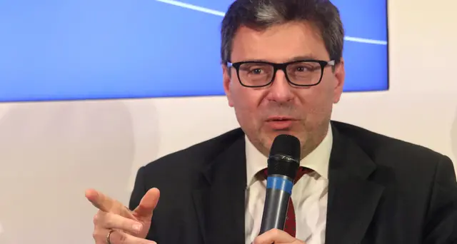 Reddito: Giorgetti, trasformarlo in lavoro di cittadinanza