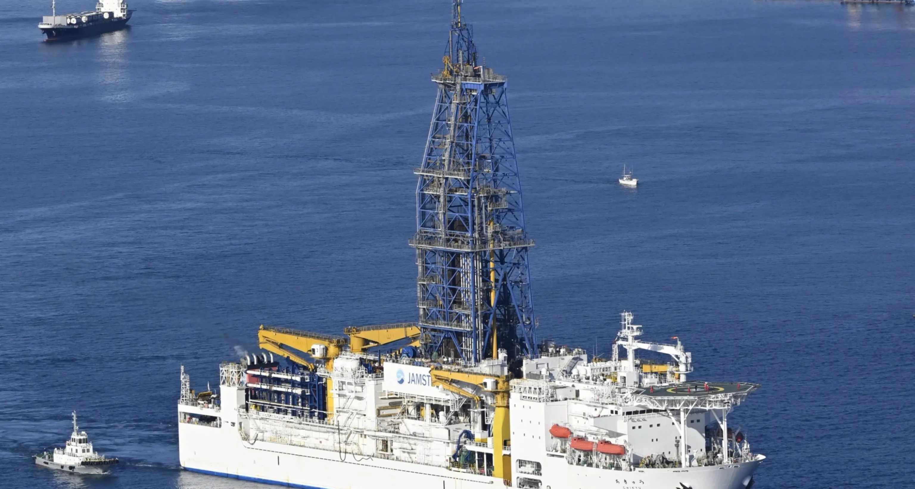 Giappone, svolta sulle terre rare: estrazione record a 5.600 metri nel Pacifico