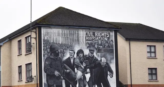 Irlanda: 50 anni fa Bloody Sunday, oggi marciano parenti vittime