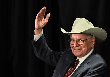 Buffett lascia la presidenza di Berkshire Hathaway, al suo posto il figlio