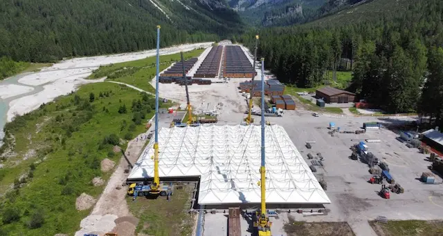 Giochi 2026, consegnate le casette del Villaggio olimpico a Cortina