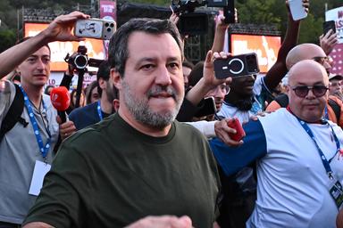 Salvini a Pontida, la Lega vince solo se è forte e unita, da Nord a Sud